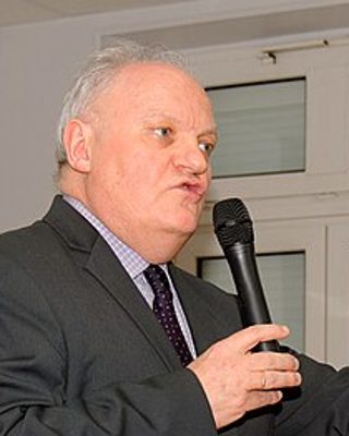 François Asselineau